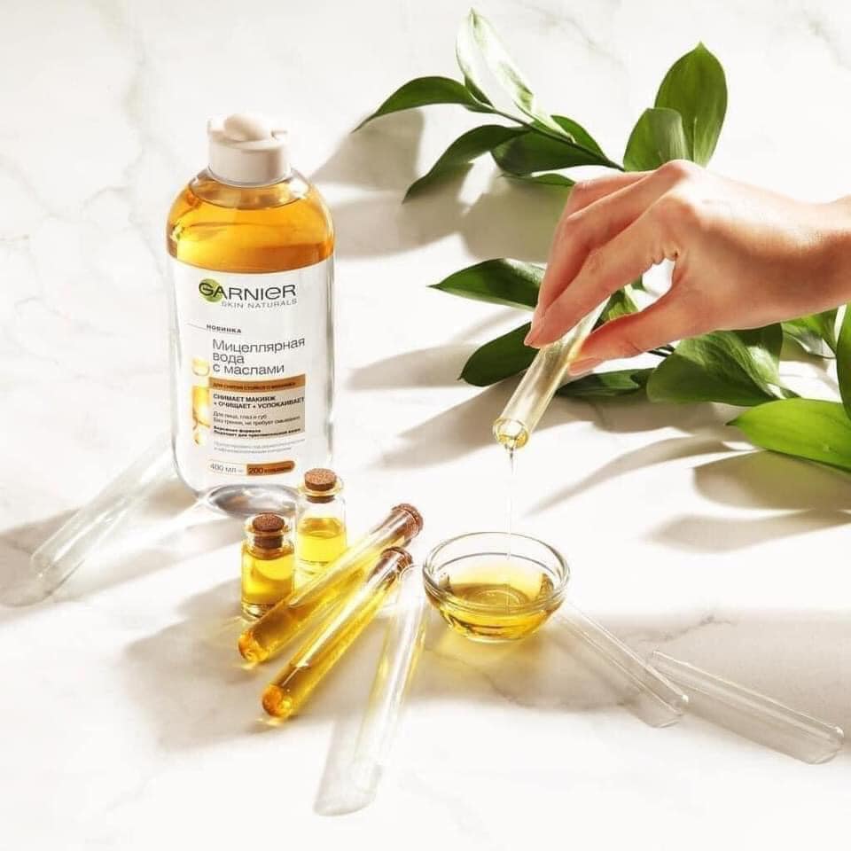 Nước Tẩy Trang Garnier Vàng