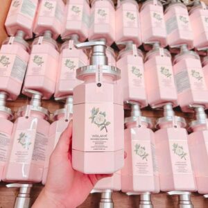 Sữa Tắm Trắng Da Hoa Trà Weilaiya 450ml