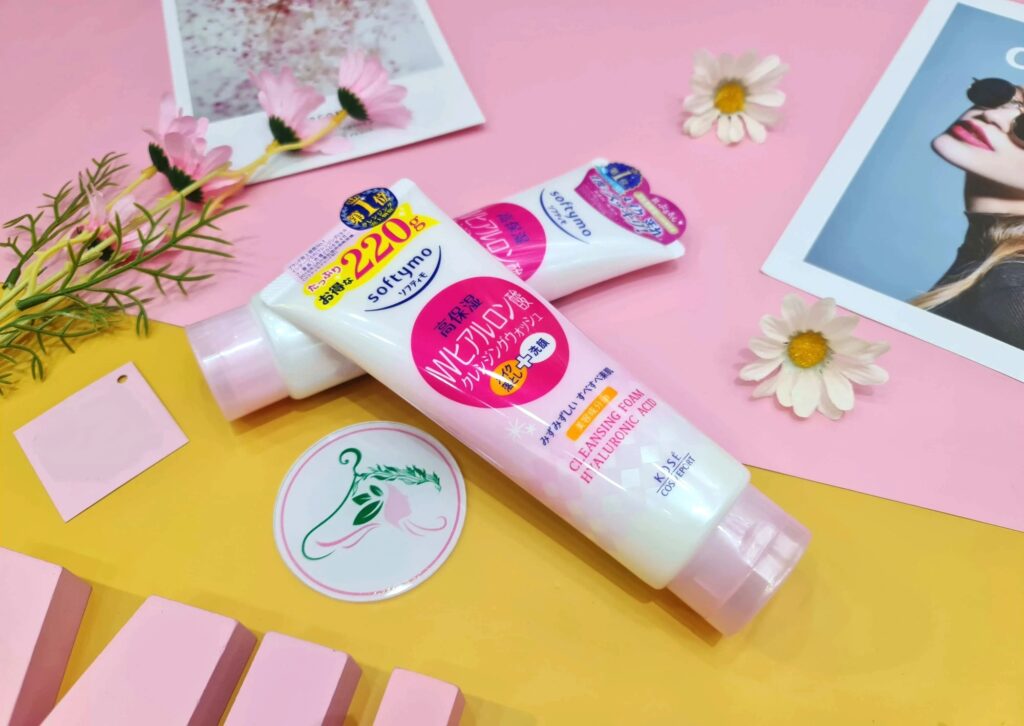 Sữa Rửa Mặt Dưỡng Ẩm Kose Softymo