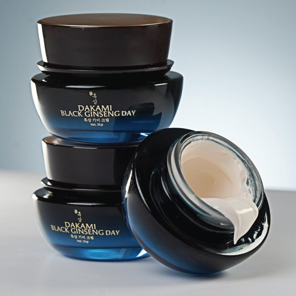 DAKAMI Black Ginseng Kem Lão Hoá Ban Ngày